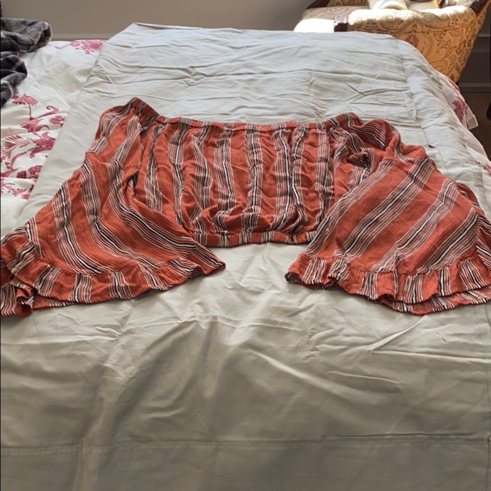 Altar'd State cropped top